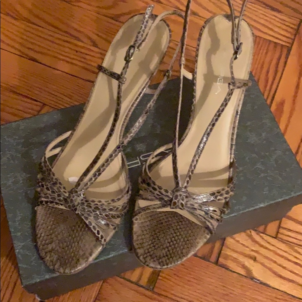Via Spiga Sandals EUC